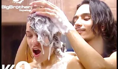 Brazzers - mommy got Boobs - menempatkan payudaranya jepang toket montok dengan menggunakan dengan