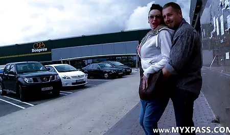 Rambut pirang seks pembantu jepang montok remaja