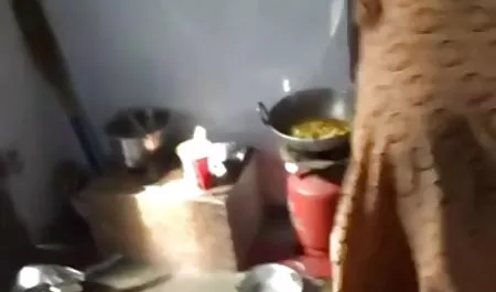 Alison toge jepang montok and Britney amber bermain dengan satu sama lain