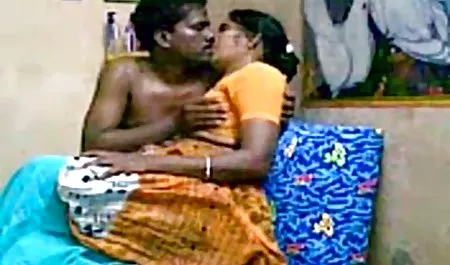 Wanita dewasa menggoda anak video bokep jepang hot montok laki-laki Cala sangat membutuhkan