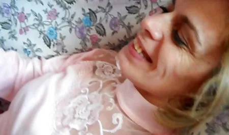 mail memerintahkan segera guru montok jepang (ngintip)