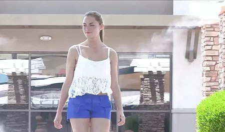 Menakjubkan cewek seksi Buka baju sebelum bokep jepang hot montok Sepong