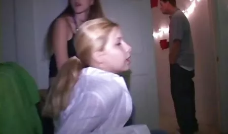 Polisi cewek bokep jepang toket montok seksi dan wajah