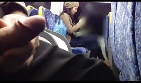 2 seksi rambut pirang escort untuk melakukan video bokep jepang suster montok dua tangan cepat BJ sampai cumming