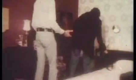 Tiga jahat Amatir tante montok japanese DEWASA