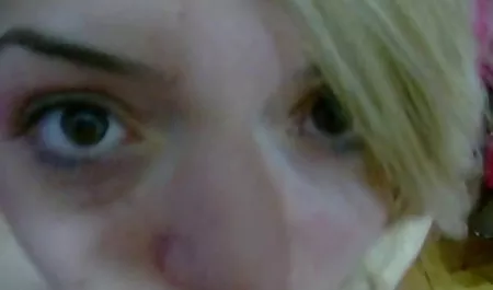 Malu Jepang muncrat di jepang toket montok bak mandi