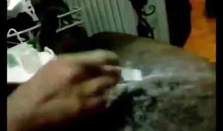 Holly Hendrix bokep susu montok jepang menjilati bajingan sebelum naik anal