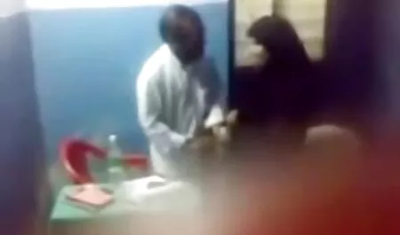 Memeriksa saya milf Toket bokep mertua montok kencang rambut pirang tante Girang mengendarai mainan seks