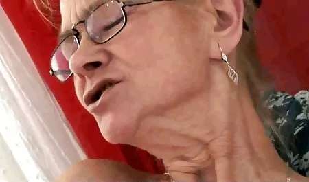 Anna toket montok jepang Moriyama mendapat bercinta dengan orang tua