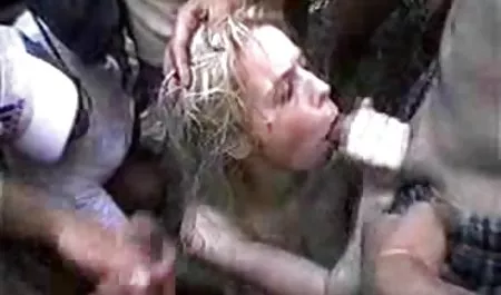 Tante girang milf tersentak mama montok jepang dan