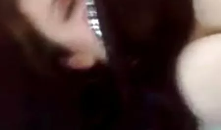 Remaja Natasha Starr jepang montok mencintai kontol