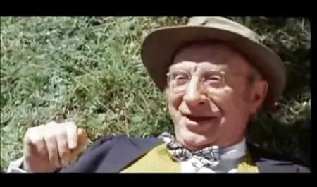 Indah suster jepang montok brunette dengan Payudara besar alami mendapat penetrasi anal