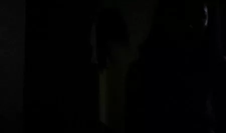 Memakai xxx suster montok celana dalam dan mengisap ayam