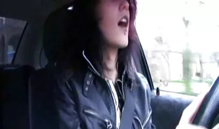 Valentine hot montok jepang Gina Fucks baik