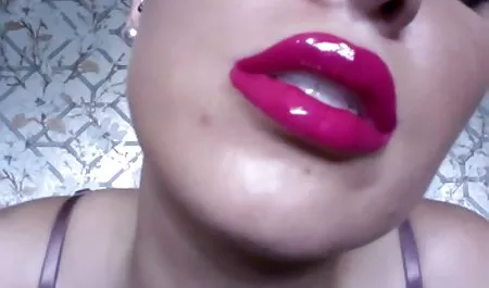 Karine bokep tante jepang montok